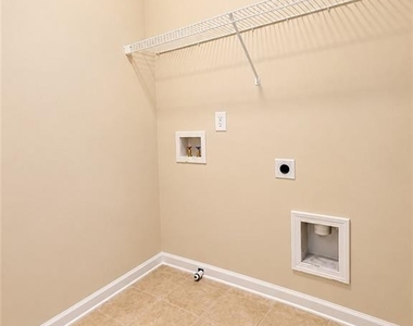 1718 Hanover West Court - Photo Thumbnail 26