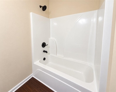 1718 Hanover West Court - Photo Thumbnail 8