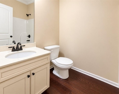 1718 Hanover West Court - Photo Thumbnail 7