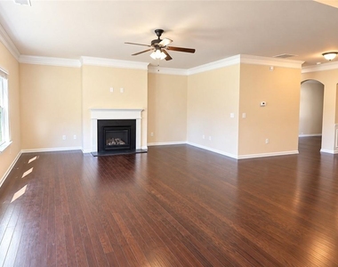 1718 Hanover West Court - Photo Thumbnail 16
