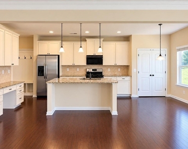 1718 Hanover West Court - Photo Thumbnail 9