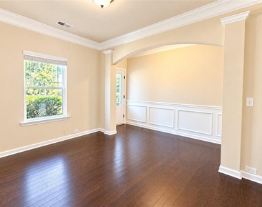 1718 Hanover West Court - Photo Thumbnail 5