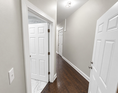 4118 S King Drive - Photo Thumbnail 4