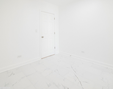 1101 N Christiana Avenue - Photo Thumbnail 16