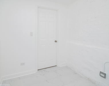 1101 N Christiana Avenue - Photo Thumbnail 18