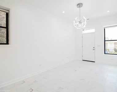 1101 N Christiana Avenue - Photo Thumbnail 11