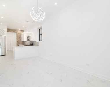 1101 N Christiana Avenue - Photo Thumbnail 12