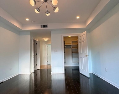 3275 Lenox Road Ne - Photo Thumbnail 9