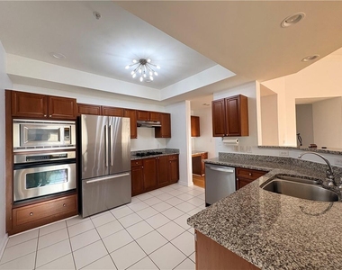 3275 Lenox Road Ne - Photo Thumbnail 5