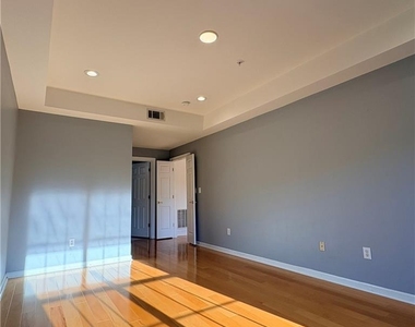 3275 Lenox Road Ne - Photo Thumbnail 17