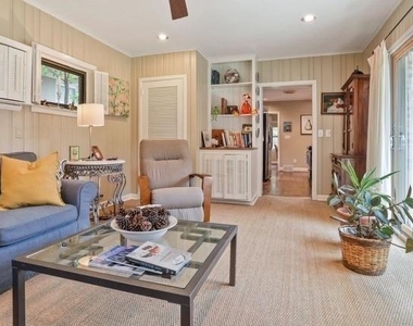 571 Wimbledon Road Ne - Photo Thumbnail 14