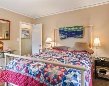 571 Wimbledon Road Ne - Photo Thumbnail 18