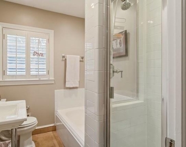 571 Wimbledon Road Ne - Photo Thumbnail 20