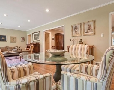 571 Wimbledon Road Ne - Photo Thumbnail 11