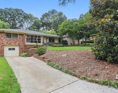 571 Wimbledon Road Ne - Photo Thumbnail 1
