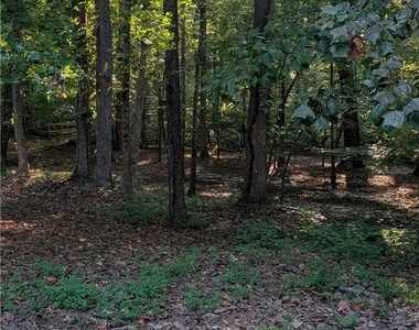 205 Shefield Place - Photo Thumbnail 24