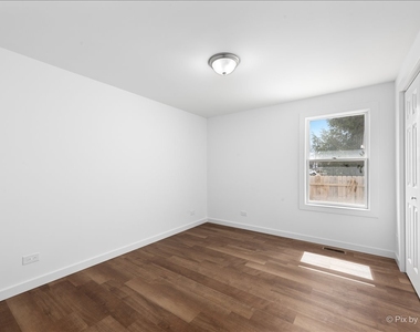 544 N Hainesville Road - Photo Thumbnail 16