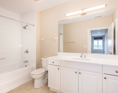 120 N Northwest Highway - Photo Thumbnail 13