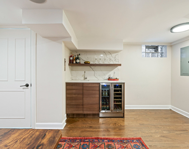 428 W Wellington Avenue - Photo Thumbnail 18