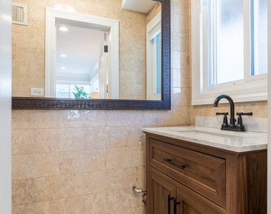 428 W Wellington Avenue - Photo Thumbnail 10