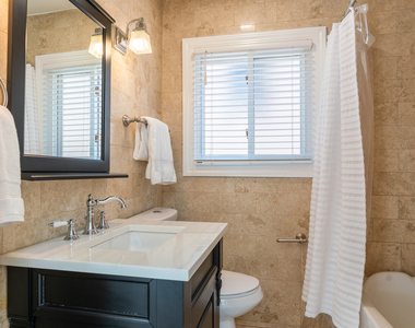 428 W Wellington Avenue - Photo Thumbnail 16