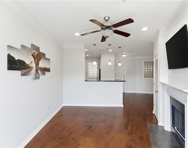 10 Perimeter Summit Boulevard Ne - Photo Thumbnail 5