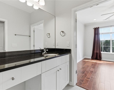 10 Perimeter Summit Boulevard Ne - Photo Thumbnail 18