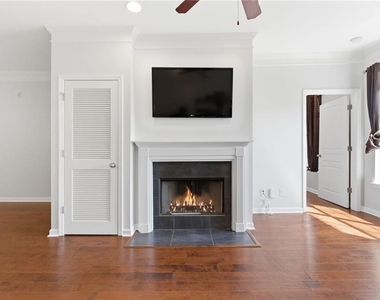 10 Perimeter Summit Boulevard Ne - Photo Thumbnail 14