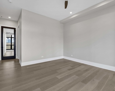 23 N Green Street - Photo Thumbnail 12