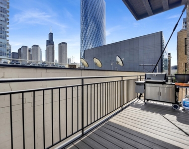 23 N Green Street - Photo Thumbnail 17