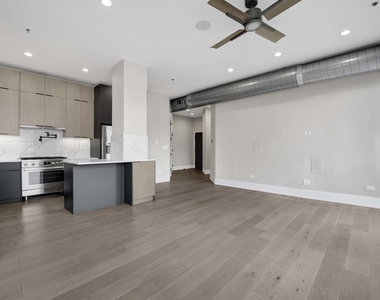 23 N Green Street - Photo Thumbnail 8