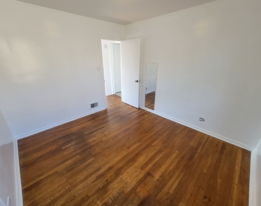 4048 N Marmora Avenue - Photo Thumbnail 18