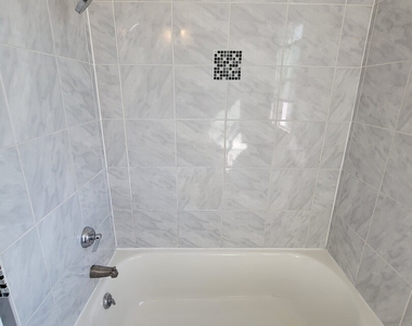 4048 N Marmora Avenue - Photo Thumbnail 21