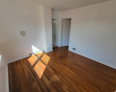 4048 N Marmora Avenue - Photo Thumbnail 7