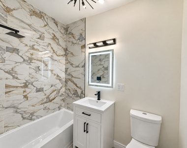 4118 S King Drive - Photo Thumbnail 7