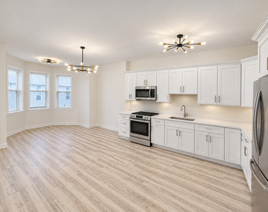 4118 S King Drive - Photo Thumbnail 5