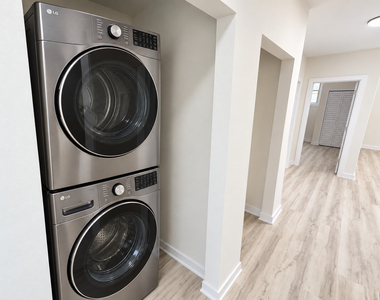 4118 S King Drive - Photo Thumbnail 4