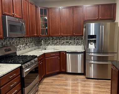 1282 Newport Circle - Photo Thumbnail 7
