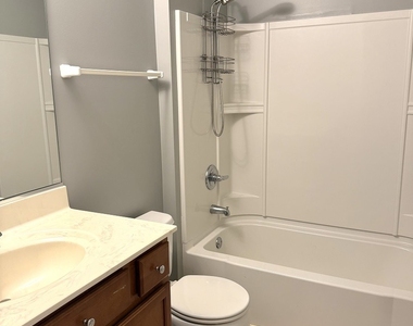 1282 Newport Circle - Photo Thumbnail 18