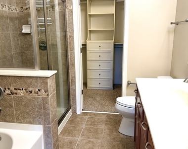 1282 Newport Circle - Photo Thumbnail 12