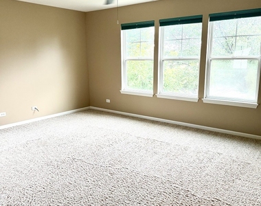 1282 Newport Circle - Photo Thumbnail 17