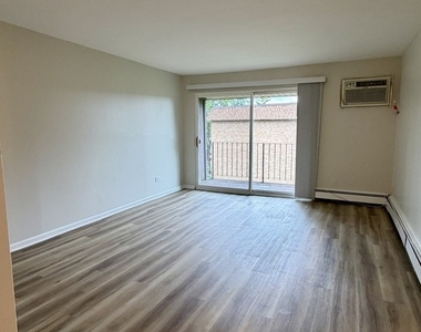 720 Hill Drive - Photo Thumbnail 3