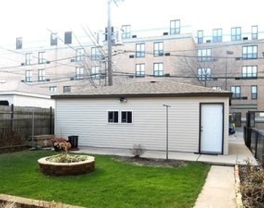 5534 N Campbell Avenue - Photo Thumbnail 14
