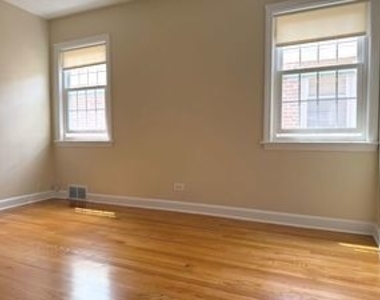 5534 N Campbell Avenue - Photo Thumbnail 7