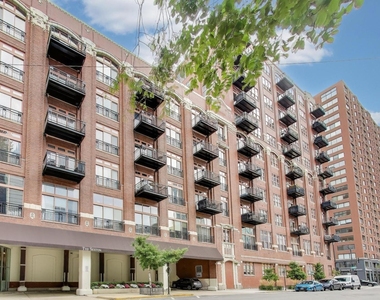 360 W Illinois Street - Photo Thumbnail 1