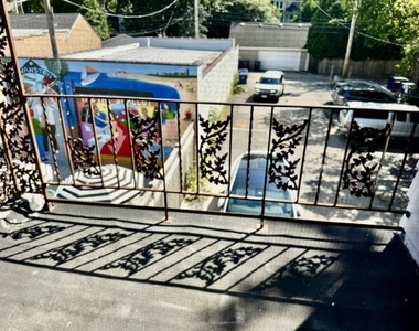 2906 Central Street - Photo Thumbnail 9