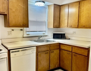 2906 Central Street - Photo Thumbnail 5