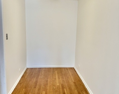 2906 Central Street - Photo Thumbnail 3