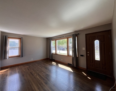 2714 W 97th Street - Photo Thumbnail 1