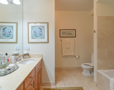 25 E Superior Street - Photo Thumbnail 10